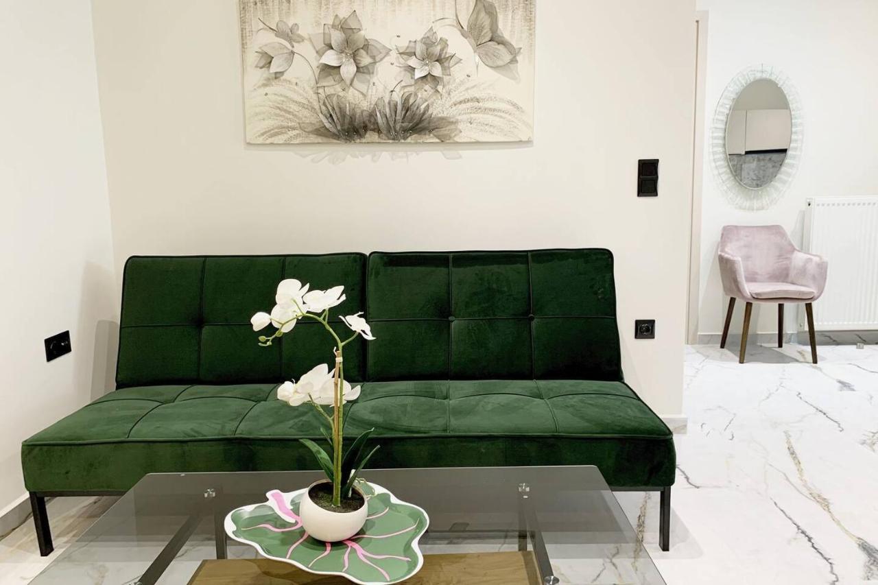 Luxury With Garden In The Suburbs * Kalamata